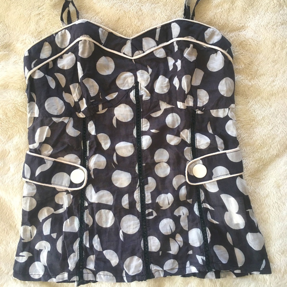 Coco & Tashi top